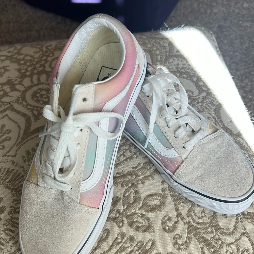 Vans Tennis shoes